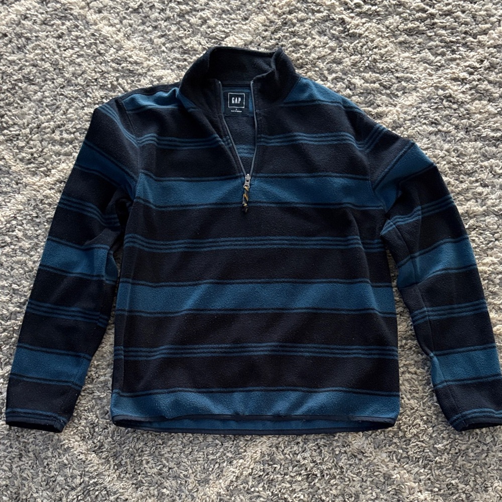 GAP Men's Blue and Black Zip-Up Sweater